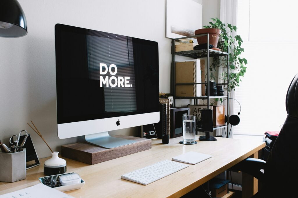 IA : la fin du métier de graphiste ? - agence communication KA2 carl heyerdahl KE0nC8 58MQ unsplash - agence communication KA2